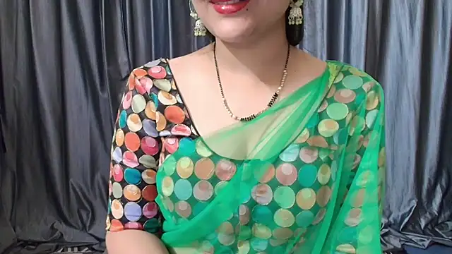 Snapshot of goldiwets chatting on October 7, 2025, 4:35 am goldiwets online show from October 7, 2025, 4:35 am