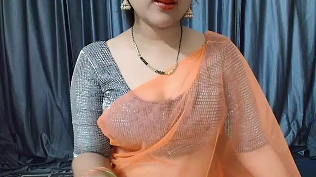 Snapshot of goldiwets chatting on September 30, 2025, 3:12 am goldiwets online show from September 30, 2025, 3:12 am