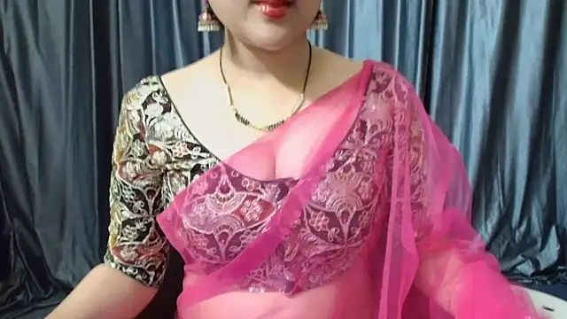 Snapshot of goldiwets chatting on September 18, 2025, 4:10 pm goldiwets online show from September 18, 2025, 4:10 pm