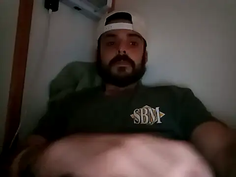 Snapshot of Duhon2317 chatting on February 14, 2026, 11:38 pm Duhon2317 online show from February 14, 2026, 11:38 pm