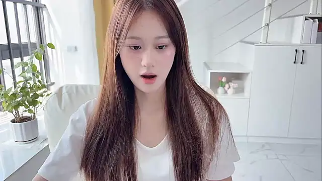 Snapshot of Cassie-20 chatting on October 8, 2025, 1:51 am Cassie-20 online show from October 8, 2025, 1:51 am