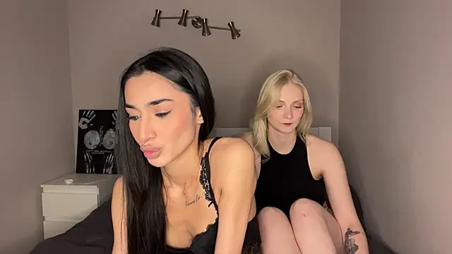 alissadreams online show from September 24, 2025, 4:57 pm