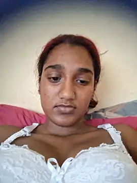 indianpink lips online show from December 18, 2025, 1:15 pm