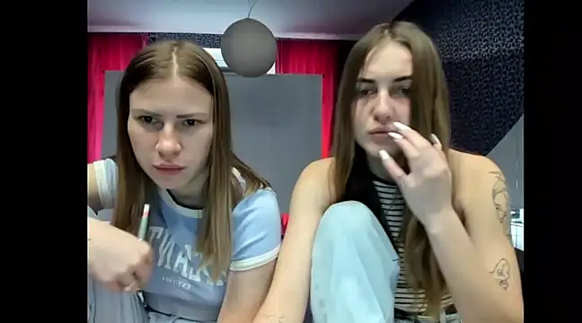 vikky s1 online show from March 11, 2025, 3:23 pm