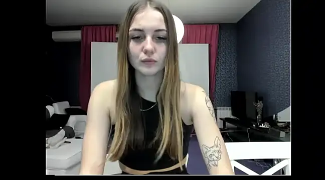 vikky s1 online show from March 13, 2025, 6:12 pm