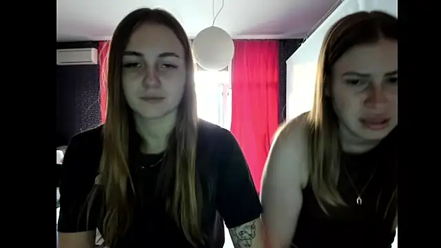 vikky s1 online show from March 22, 2025, 3:20 pm