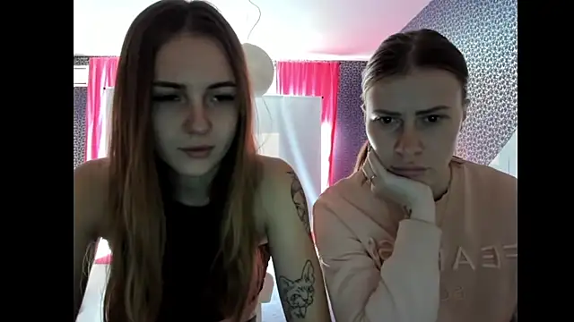 vikky s1 online show from March 16, 2025, 1:49 pm