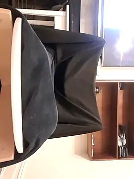 Snapshot of MystiqueRider chatting on October 8, 2025, 10:28 am MystiqueRider online show from October 8, 2025, 10:28 am