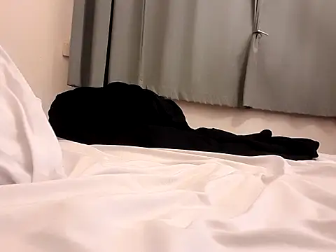 Snapshot of MystiqueRider chatting on October 11, 2025, 10:49 am MystiqueRider online show from October 11, 2025, 10:49 am