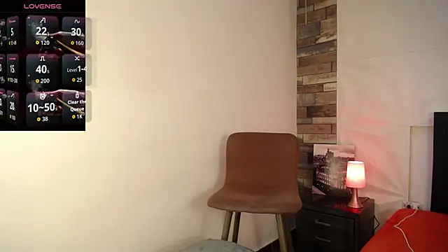 Snapshot of Azaahara_ chatting on October 17, 2025, 2:30 pm Azaahara online show from October 17, 2025, 2:30 pm