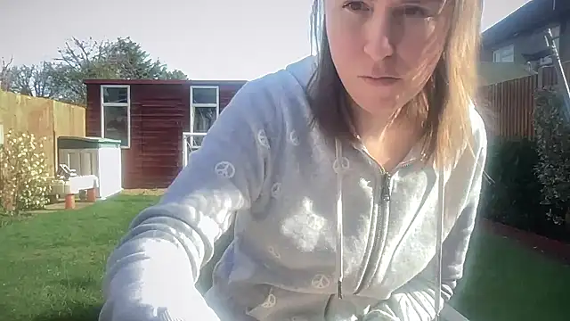 eatmypie69 online show from March 2, 2026, 10:22 am