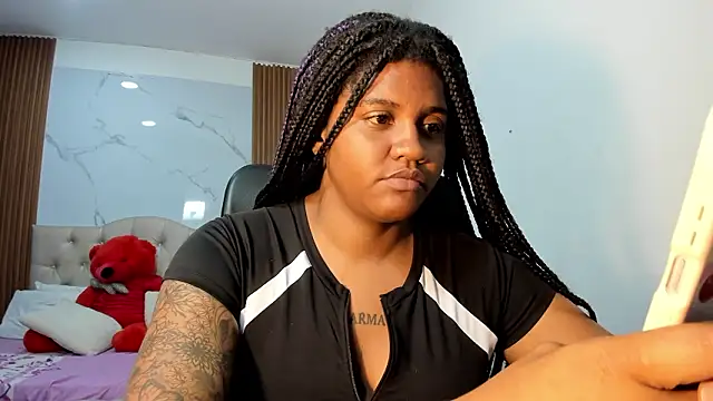 ZahraRose online show from February 11, 2026, 8:09 pm