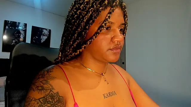 ZahraRose online show from September 10, 2025, 8:41 pm