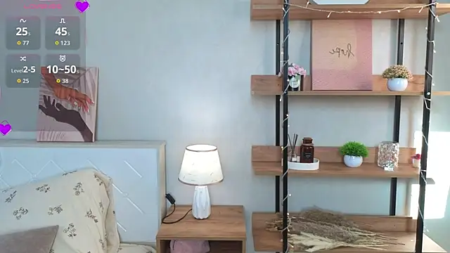 Snapshot of EdlaHewell chatting on February 15, 2026, 7:51 am EdlaHewell online show from February 15, 2026, 7:51 am