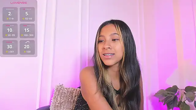 JasmineRoss 1 online show from November 27, 2025, 7:03 pm