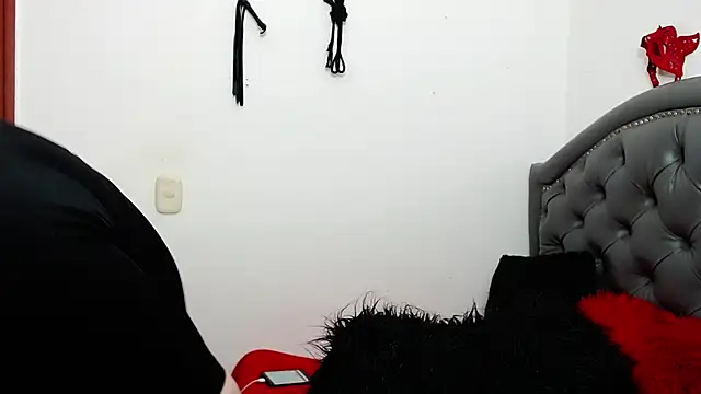 angellyhorny online show from March 10, 2026, 1:04 pm