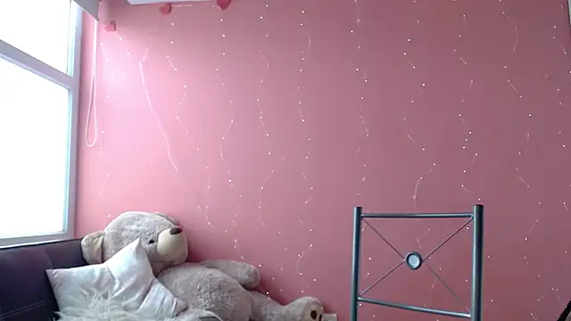 morahaze online show from February 8, 2025, 6:11 pm