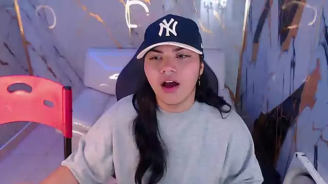 melany rouse18 online show from October 4, 2025, 1:56 pm