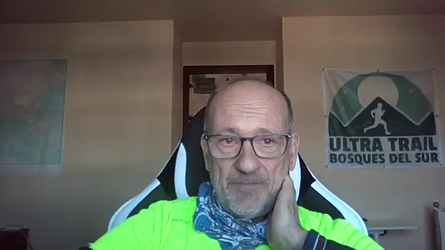 Snapshot of llopaco chatting on February 23, 2026, 12:39 pm llopaco online show from February 23, 2026, 12:39 pm