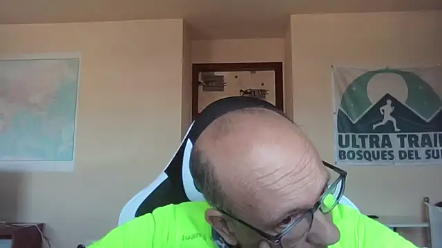 Snapshot of llopaco chatting on February 20, 2026, 11:56 am llopaco online show from February 20, 2026, 11:56 am