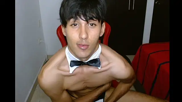 neithanzynxx online show from March 14, 2025, 10:49 pm