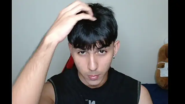 neithanzynxx online show from September 8, 2025, 7:57 pm