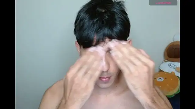 neithanzynxx online show from September 19, 2025, 8:02 pm