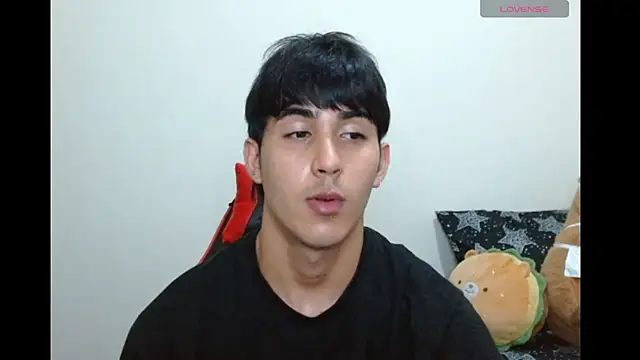 neithanzynxx online show from November 2, 2025, 7:52 pm