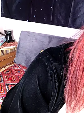 Loly2025 online show from February 22, 2026, 8:54 pm