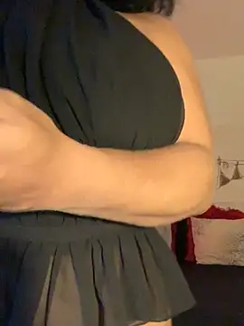 Snapshot of Dahiana_Giil chatting on October 24, 2025, 6:01 am Dahiana Giil online show from October 24, 2025, 6:01 am