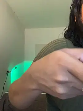 Snapshot of Dahiana_Giil chatting on September 16, 2025, 1:39 am Dahiana Giil online show from September 16, 2025, 1:39 am