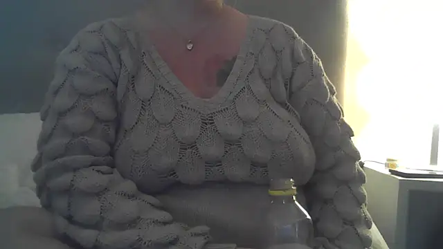 sizha6 online show from September 20, 2025, 3:06 pm