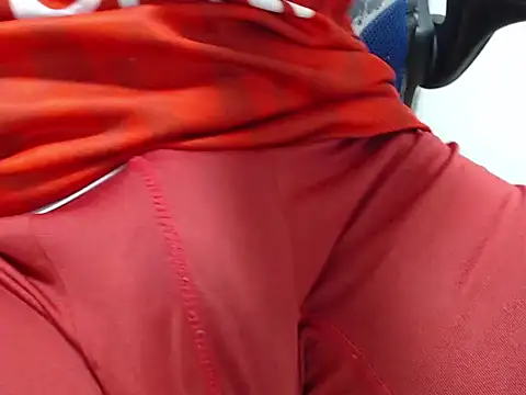 Snapshot of JhonTorres018 chatting on November 20, 2025, 9:10 am JhonTorres018 online show from November 20, 2025, 9:10 am