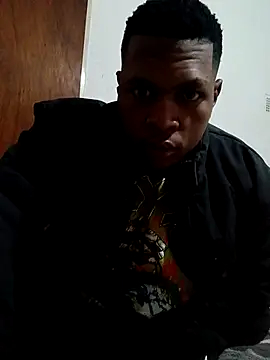 bosszonke123 online show from May 9, 2026, 7:17 pm