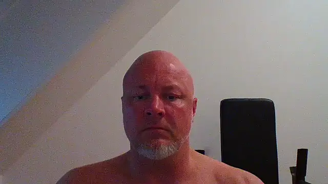 Lucifer29cm online show from December 4, 2025, 9:19 am