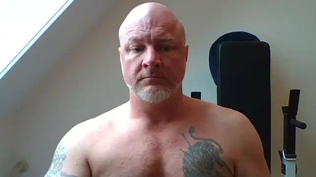 Lucifer29cm online show from November 5, 2025, 8:39 am