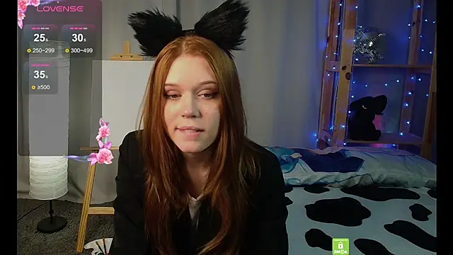 Foxy-Flame online show from March 12, 2025, 9:35 pm