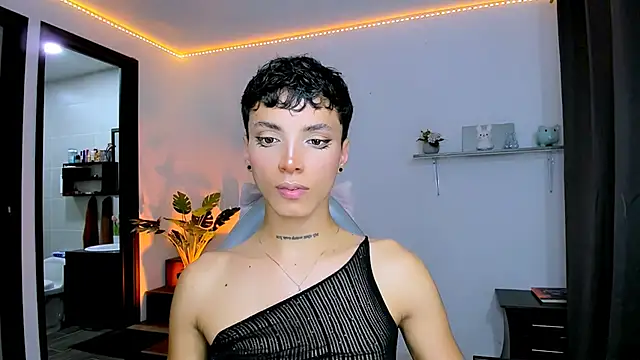 Snapshot of nilam_valker chatting on October 7, 2025, 11:28 pm nilam valker online show from October 7, 2025, 11:28 pm