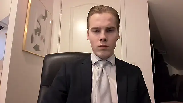 Alexander Royce online show from February 15, 2025, 3:39 pm