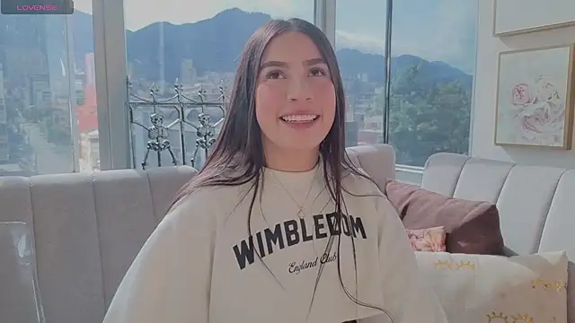 Snapshot of Ivanna_West chatting on October 19, 2025, 1:36 pm Ivanna West online show from October 19, 2025, 1:36 pm