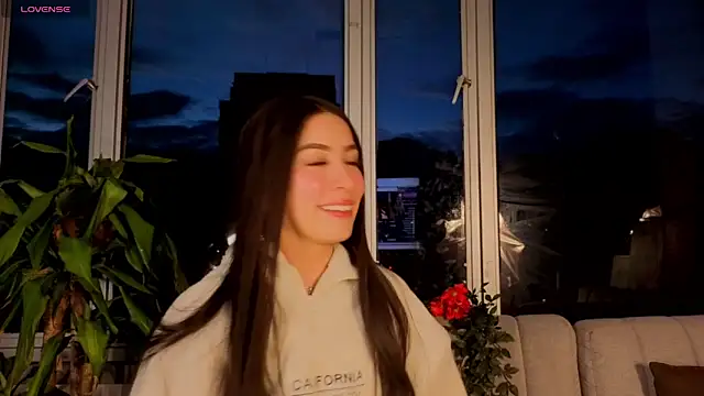 Snapshot of Ivanna_West chatting on October 10, 2025, 10:27 am Ivanna West online show from October 10, 2025, 10:27 am