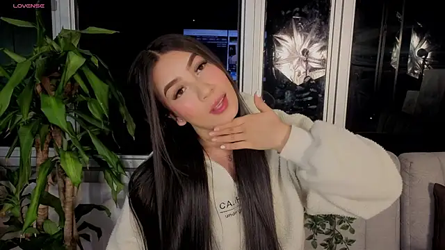 Snapshot of Ivanna_West chatting on October 8, 2025, 10:17 am Ivanna West online show from October 8, 2025, 10:17 am