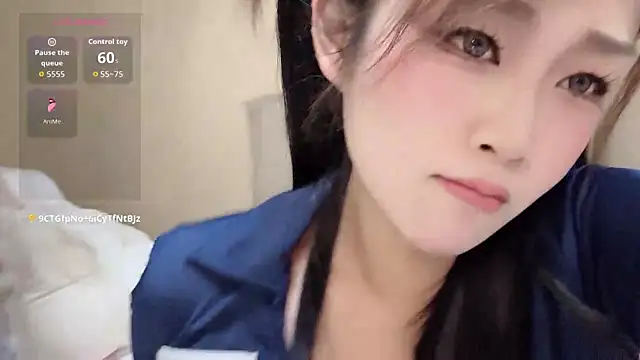yueyue2003 online show from February 16, 2026, 12:26 pm
