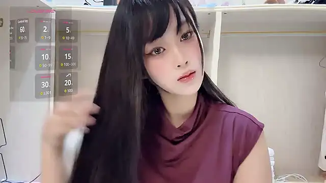 yueyue2003 online show from June 2, 2026, 12:27 pm