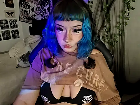 blue katt online show from October 20, 2025, 9:04 pm