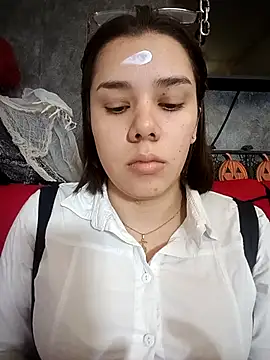 EmmaSulivan online show from September 30, 2025, 12:22 pm