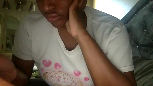 Snapshot of icedcoffeex chatting on February 7, 2026, 7:55 pm icedcoffeex online show from February 7, 2026, 7:55 pm