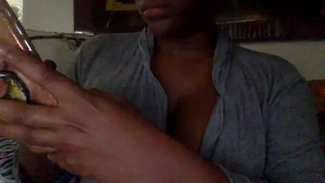 Snapshot of icedcoffeex chatting on March 3, 2026, 8:49 pm icedcoffeex online show from March 3, 2026, 8:49 pm