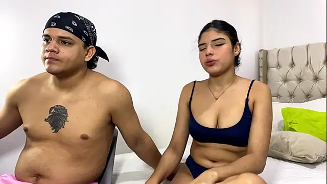 Hotcouple1 Xx online show from November 7, 2025, 3:16 pm