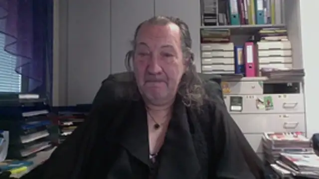 HMStraps01 online show from February 5, 2026, 8:10 am